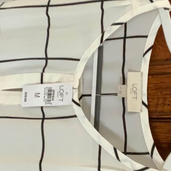 NWT white with black stripes blouse - Picture 3 of 5